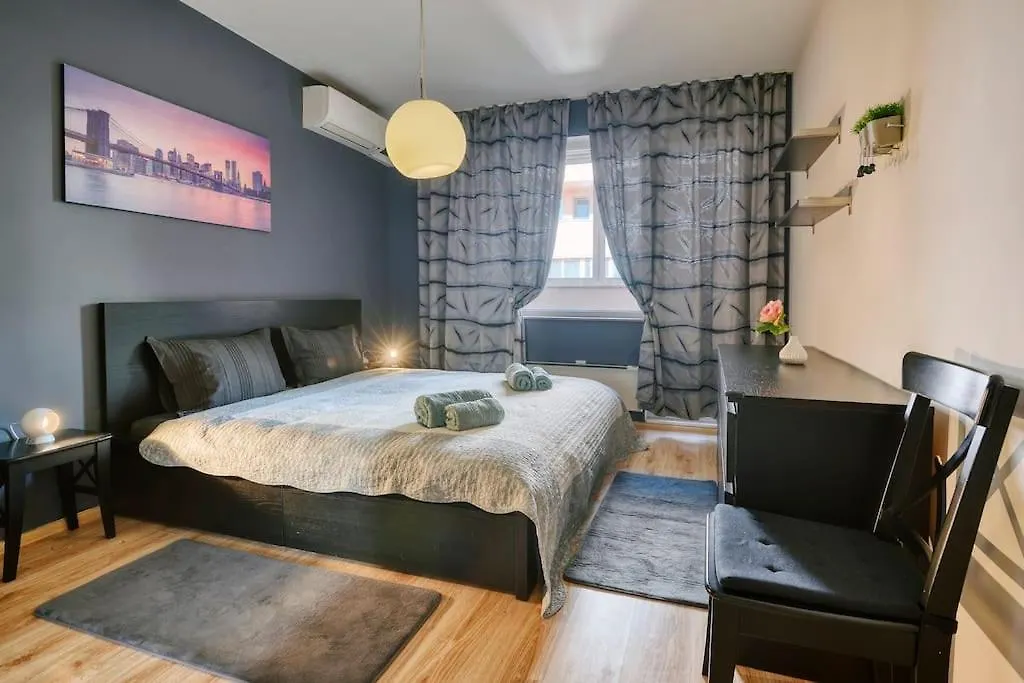 Comfort In Center Varna